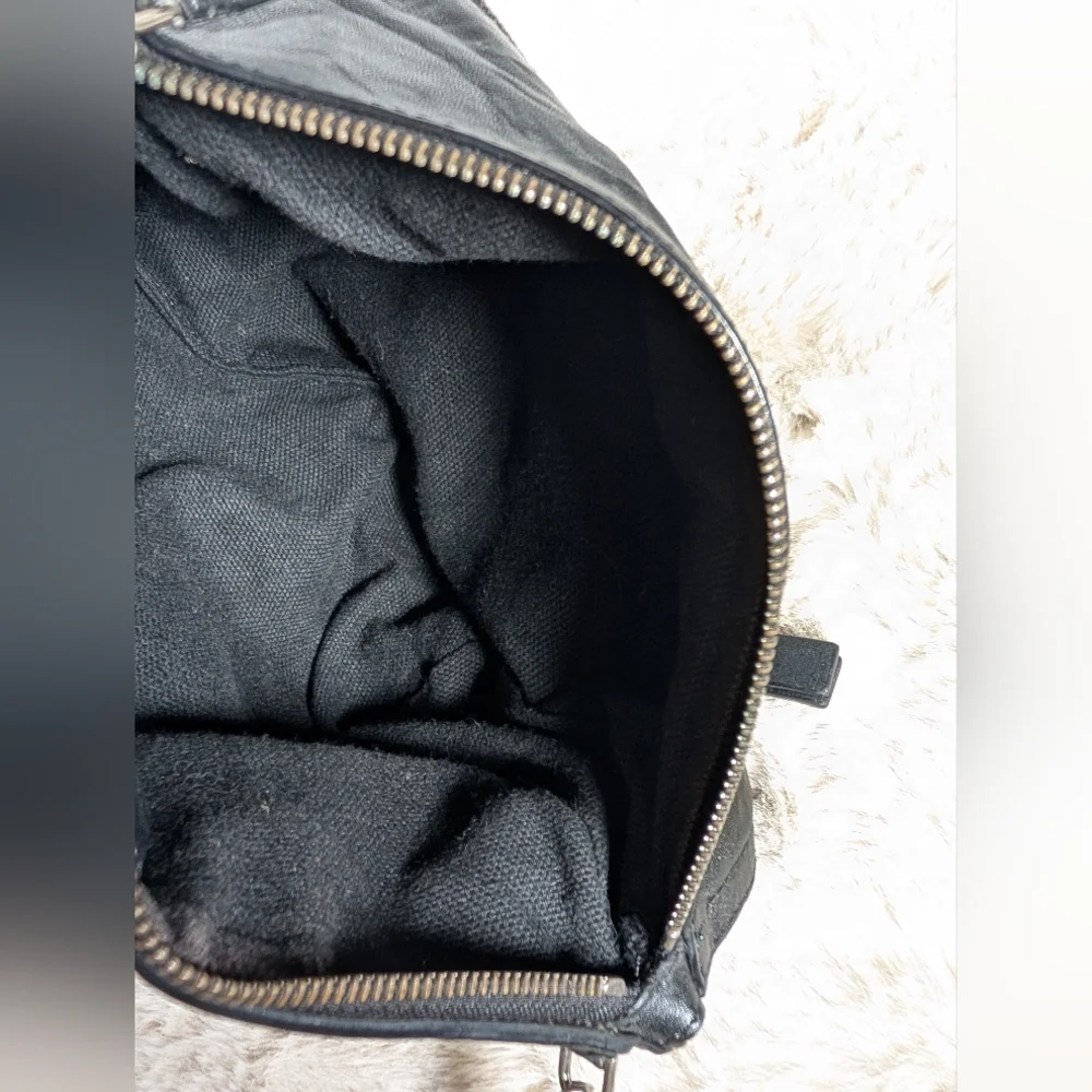 Givenchy pandora distressed leather small Bag